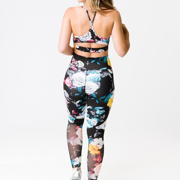 Dark Floral Mesh Hi-Rise 7/8 24" Leggings PLUS - Picture 3 of 3